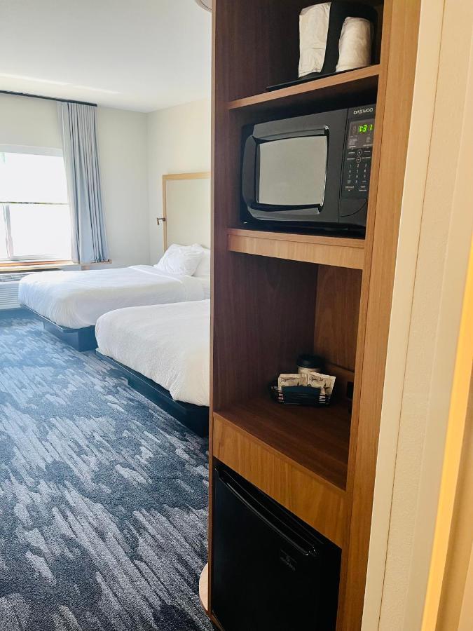 Fairfield Inn & Suites By Marriott סטאונטון מראה חיצוני תמונה