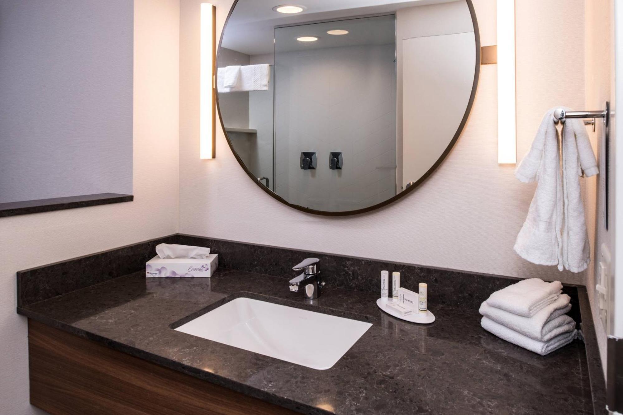 Fairfield Inn & Suites By Marriott סטאונטון מראה חיצוני תמונה
